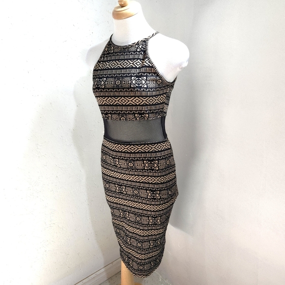 Lovley Day | Elegant Black and Brown Patterned Dress With Sheer Cut Out - Picture 2 of 13